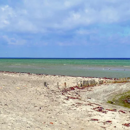 9 Bedroom Stunning In Glesborg Glesborg