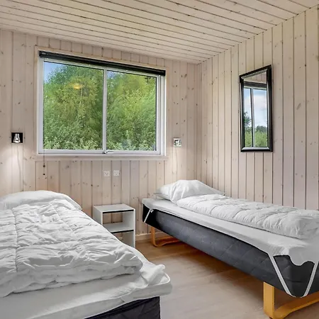 Front In With Sauna Glesborg